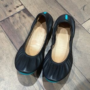 Black Tieks EUC